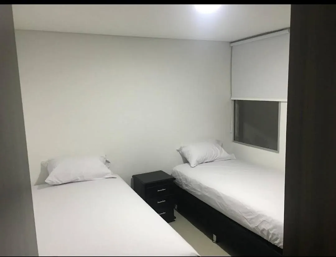 Apartahotel Ivanna 0*, Медельин